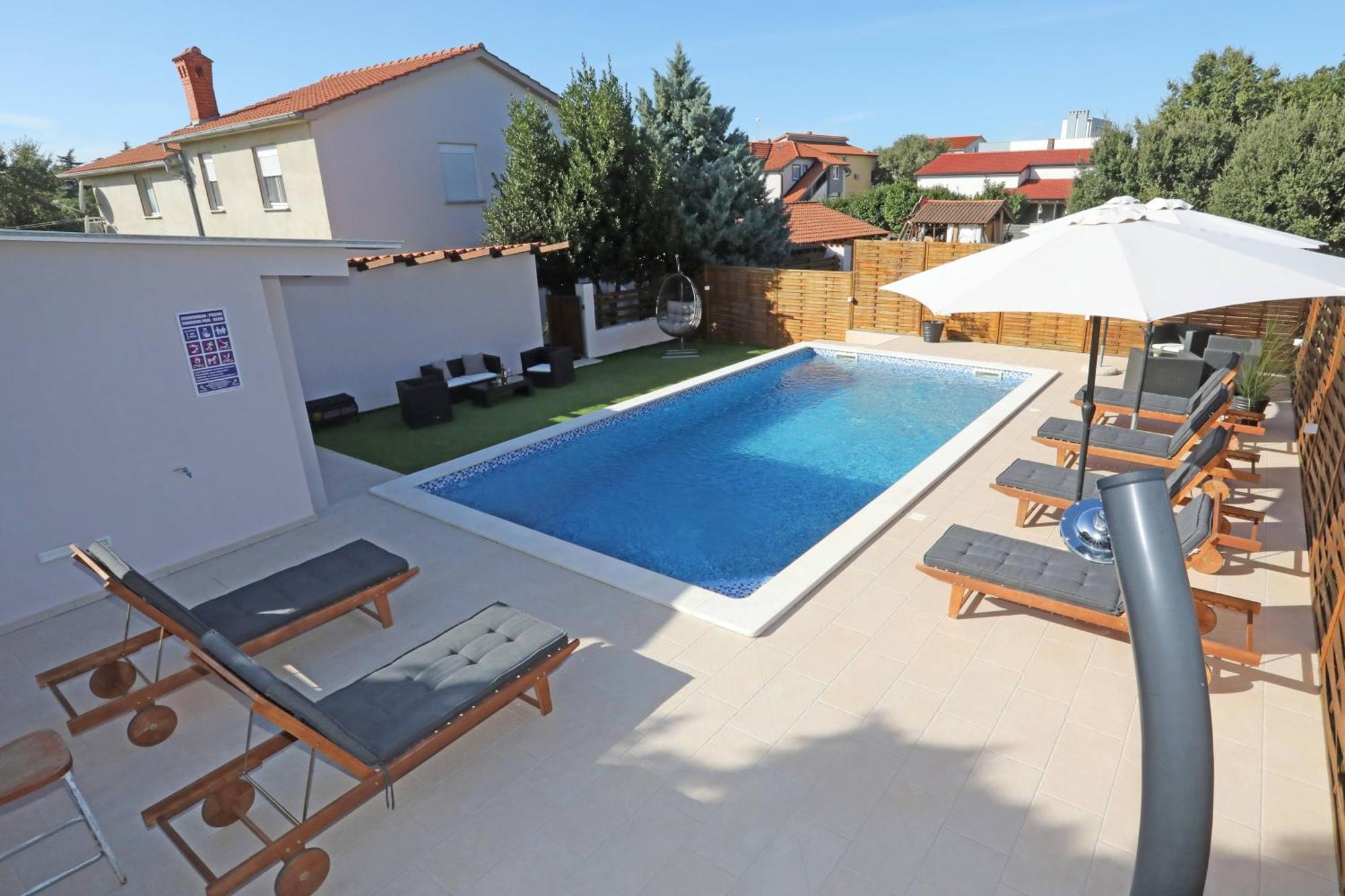 Apartman Debora Sa Privatnim Bazenom Pula Bagian luar foto